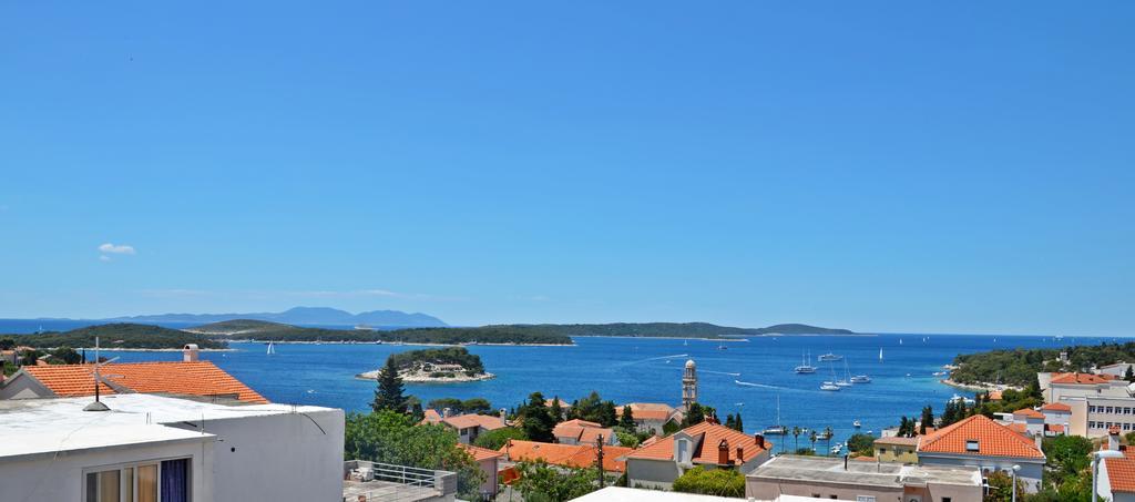 Apartments Ivusic Hvar Town Exterior foto