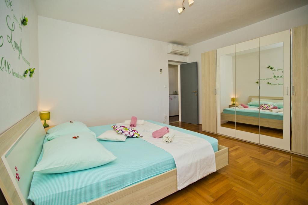 Apartments Ivusic Hvar Town Exterior foto