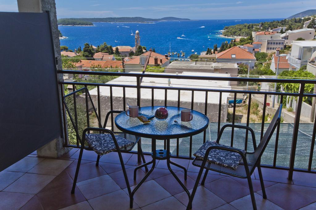 Apartments Ivusic Hvar Town Exterior foto