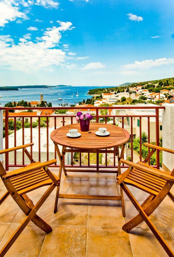 Apartments Ivusic Hvar Town Exterior foto